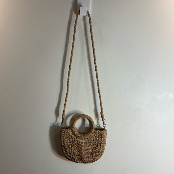 CROSSBODY Woven Tan Handbag Metal Hardware Interior Pouch with Drawstring - Picture 4 of 8